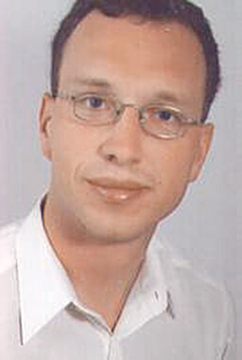 Dr. Stephan Fuchs
