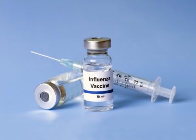 Ärztliche Vertreter sorgten sich um entstehende Impflücken, sollte der Hochdosis-Grippeimpfstoff für Senioren im kommenden Herbst nicht lieferbar sein. Dafür gibt es nun eine Alternative. Diese löst für Praxen aber nicht alle Probleme.