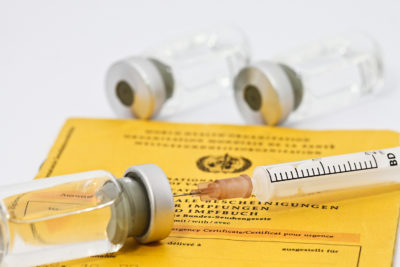 Neues Jahr, neue Impfempfehlungen: Lang erwartet worden war eine STIKO-Empfehlung zur Meningokokken-B-Impfung für Säuglinge und Kleinkinder. Neues gibt es auch zu Covid-19, Dengue und Pneumokokken.