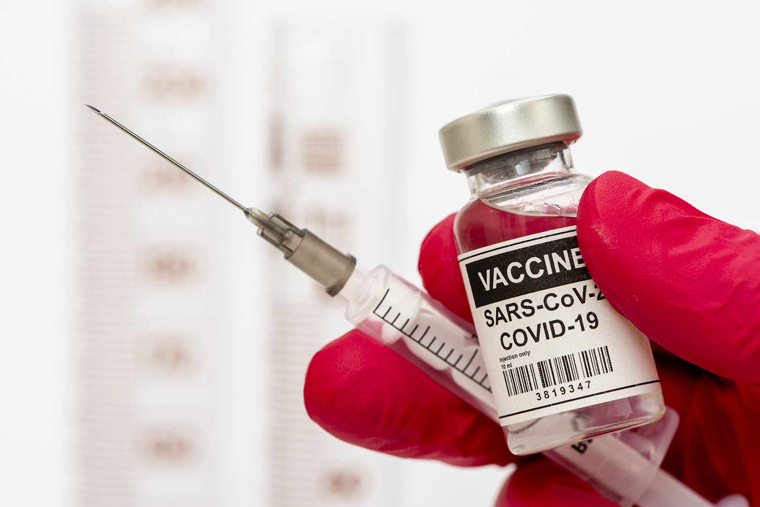 Neben der G-BA-Richtlinie gilt bei Corona-Impfungen eine Verordnung des Gesundheitsministeriums. Daher musste nun die Liste der Impfziffern ergänzt werden.