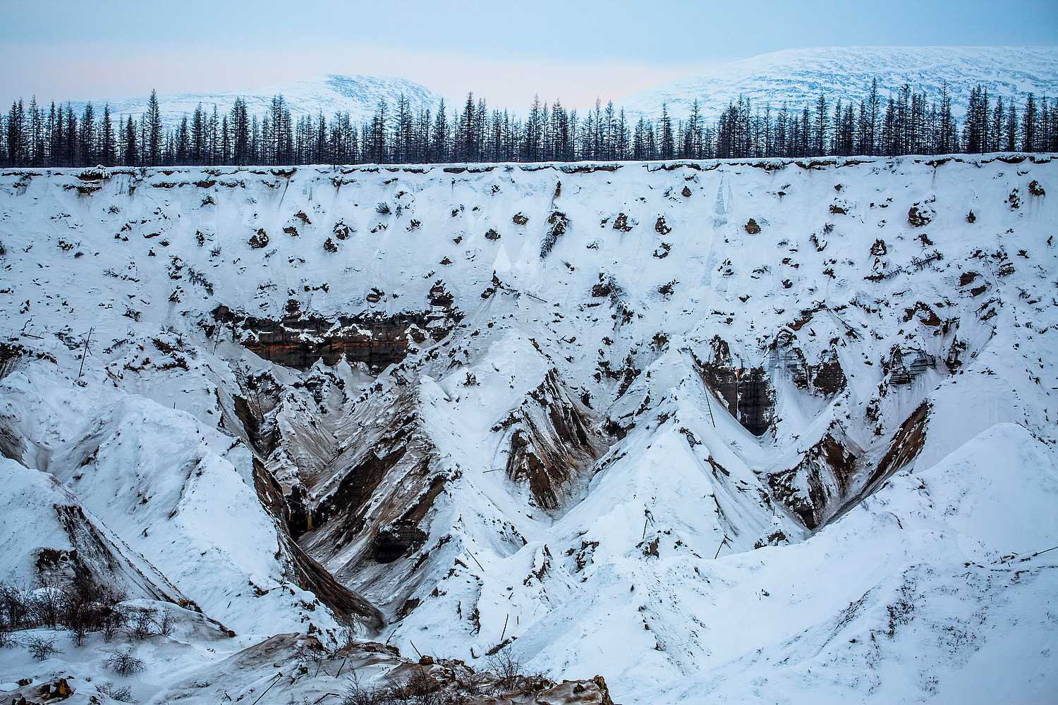 Der Klimawandel lässt Permafrostböden schmelzen. Droht Gefahr durch auftauende Mikroorganismen?