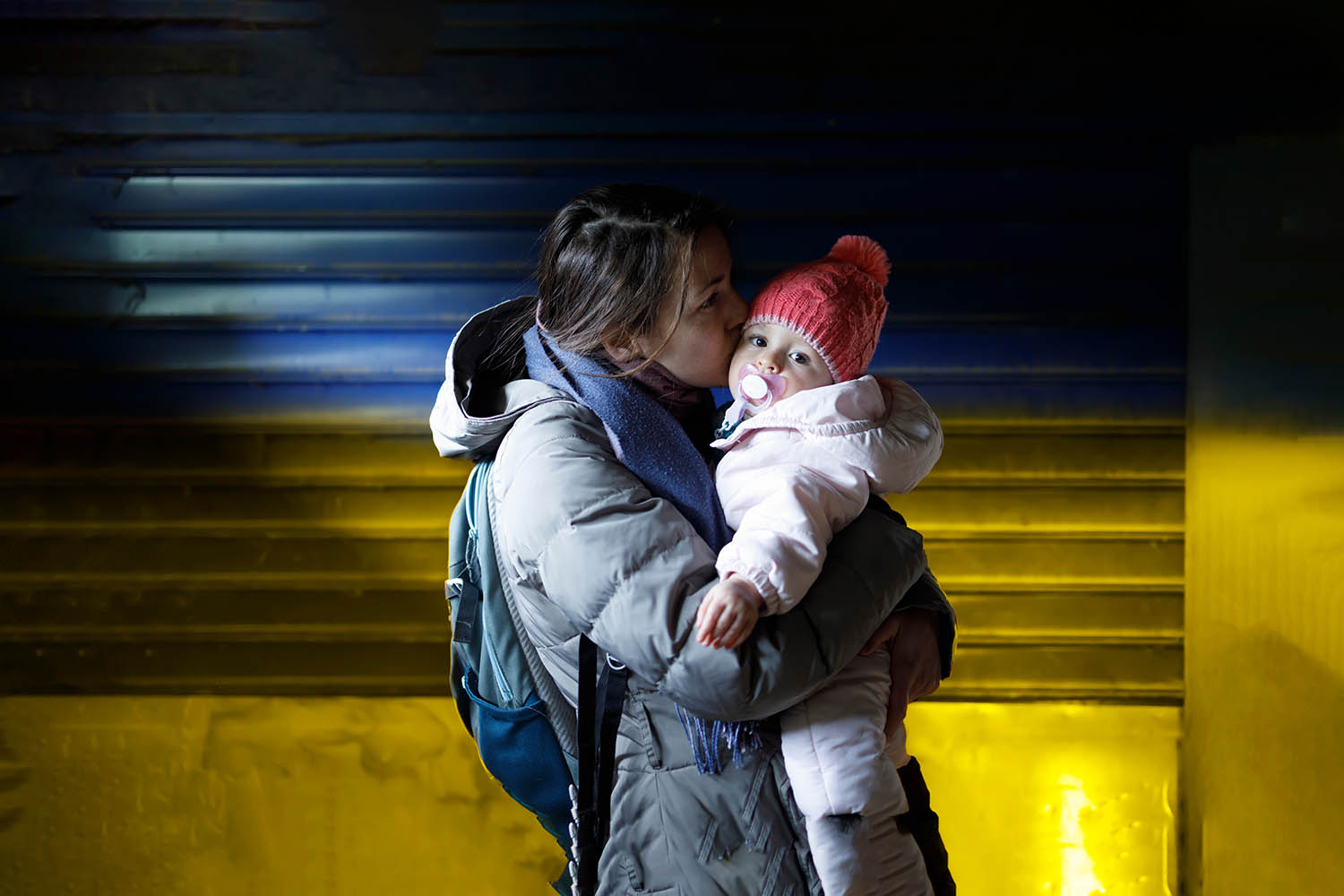 Um die medizinische Versorgung der Geflüchteten aus der Ukraine schnellstmöglich sicherzustellen, gilt das Asylbewerberleistungsgesetz. Corona-Testungen oder Impfungen werden genauso wie bei Menschen hierzulande  abgerechnet. 