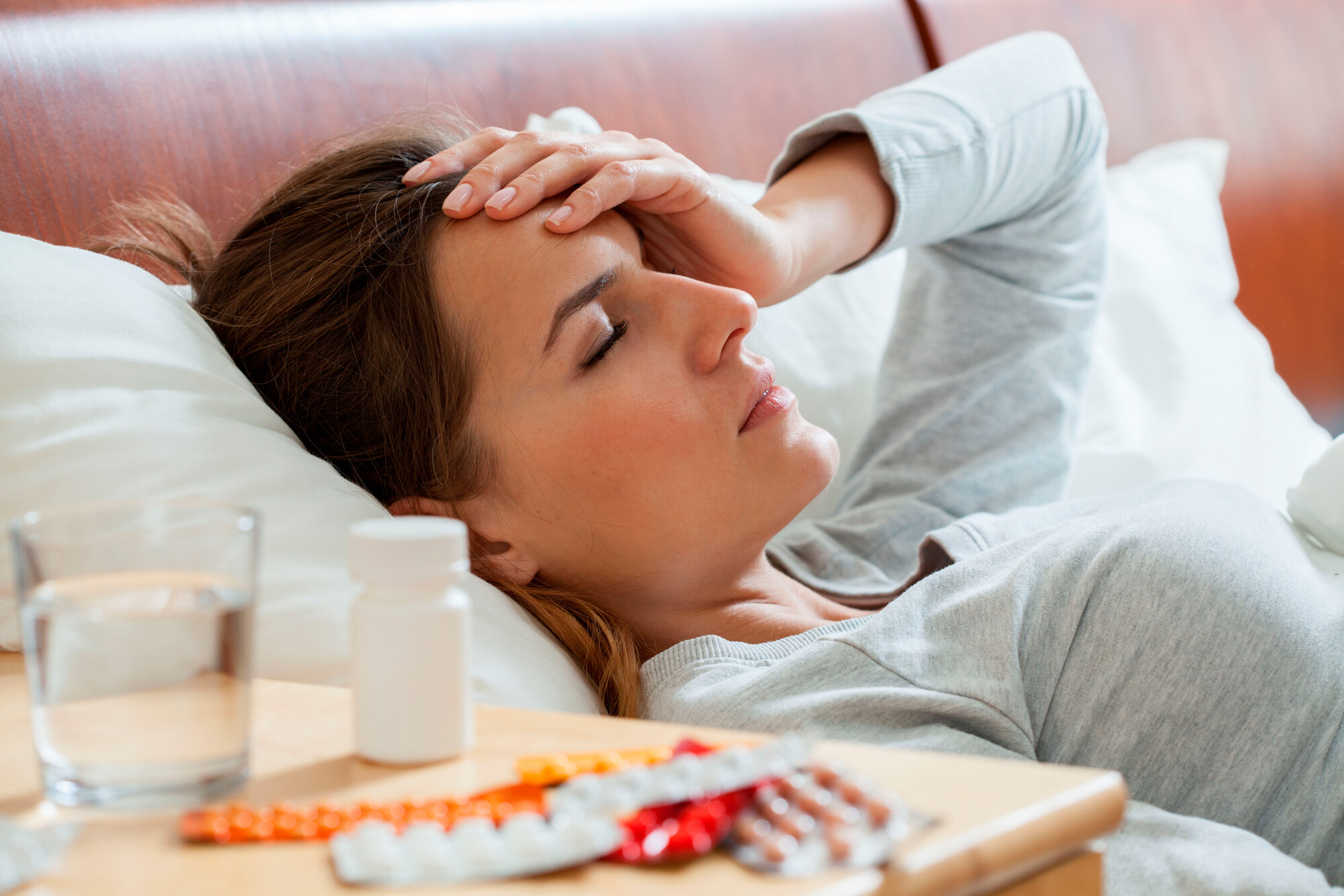 Verschiedene neue Erkenntnisse haben eine Überarbeitung der S1-Leitlinie "Kopfschmerz bei Übergebrauch von Schmerz- oder Migränemitteln" nötig gemacht. 