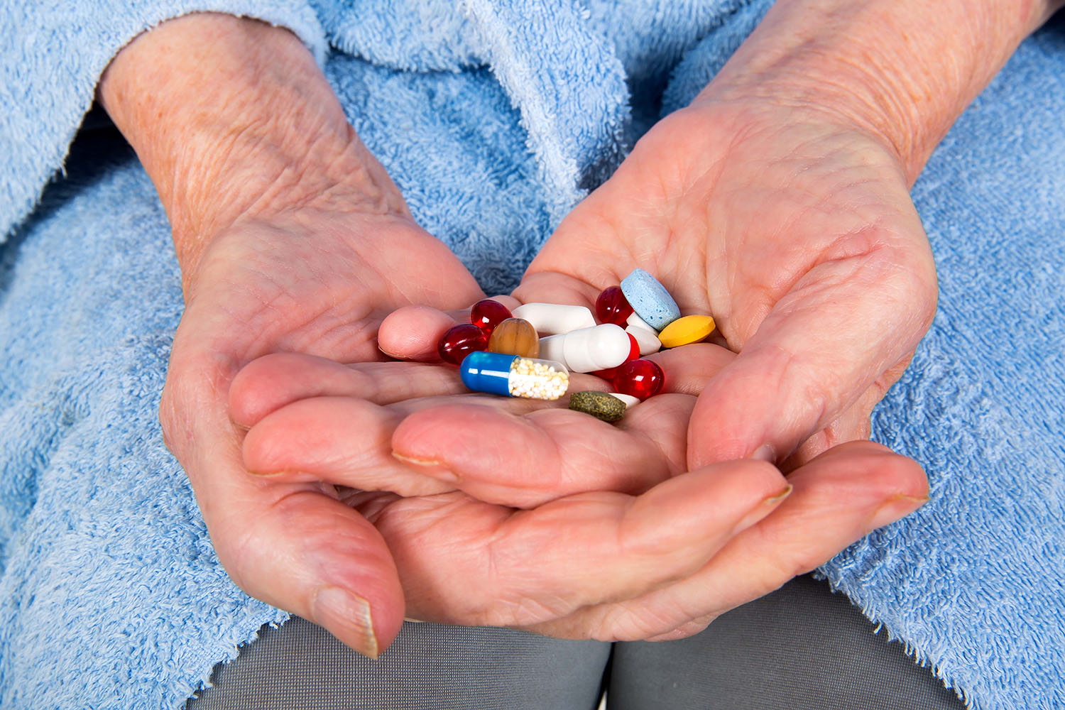 Viele Menschen nehmen ihre Medikamente nicht richtig ein – mitunter mit schwerwiegenden Folgen. Wie lässt sich die Adhärenz verbessern?