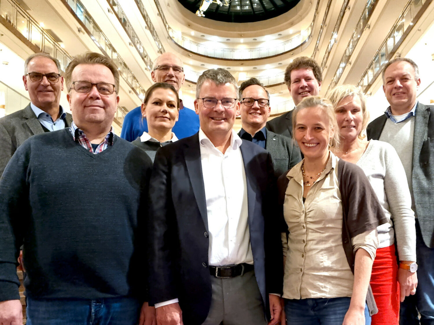 Die Delegierten des Hausärzteverbandes Niedersachsen haben über ihren künftigen Vorstand abgestimmt. An die Verbandsspitze wurde einstimmig der amtierende Landesvorsitzende Dr. Matthias Berndt wiedergewählt.