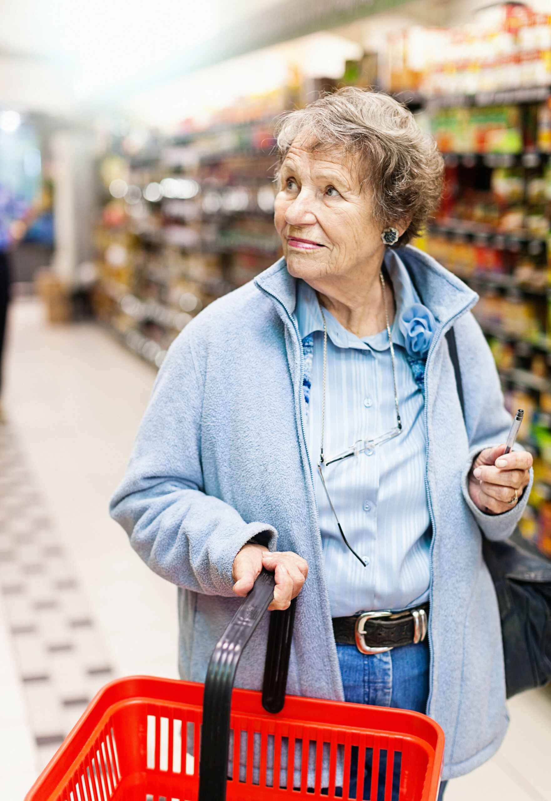 Die 75-jährige Frau D. klagt über einen seit Wochen bestehenden Leistungsknick, selbst das Einkaufen falle ihr schwer. Was zeigt das EKG?